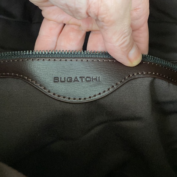 BUGATCHI Nylon messenger Bag - Picture 4 of 8